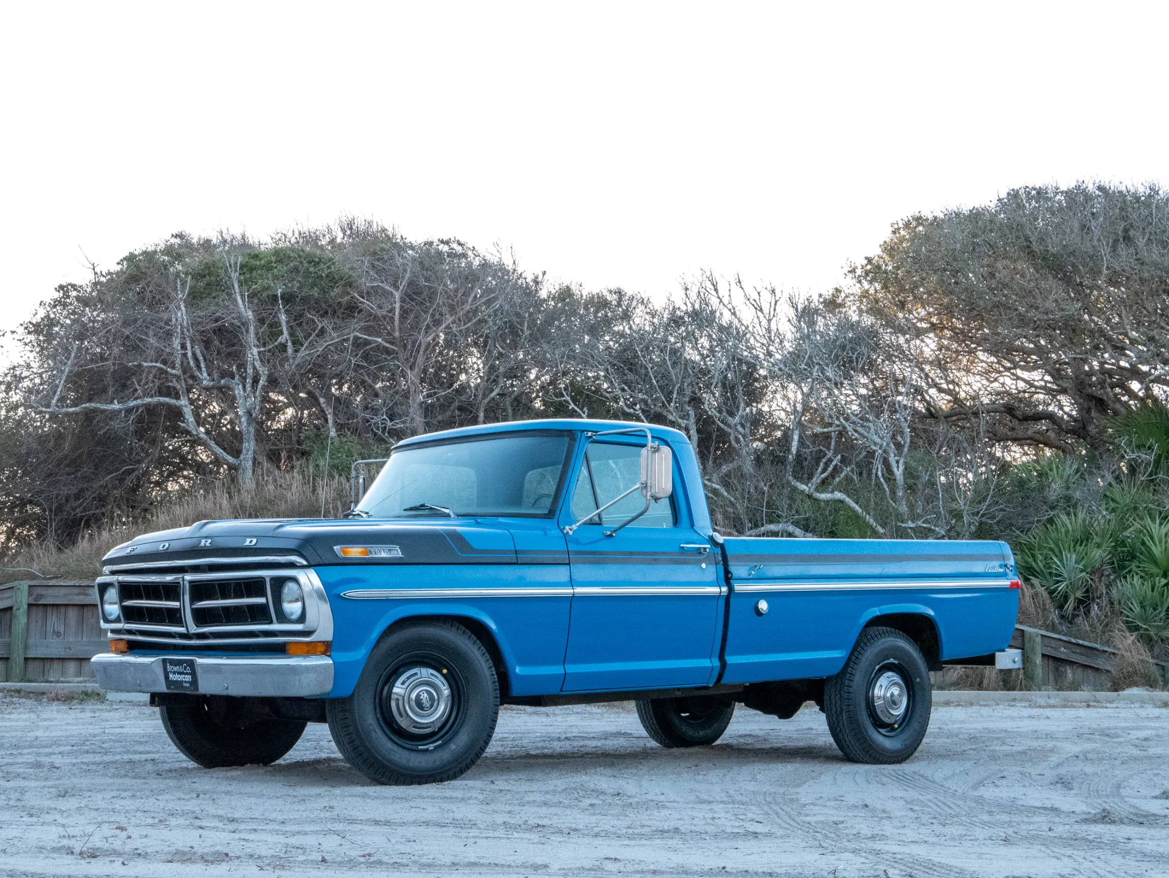 1972-Ford-F-250-for-sale-brown-co-motorcars-07