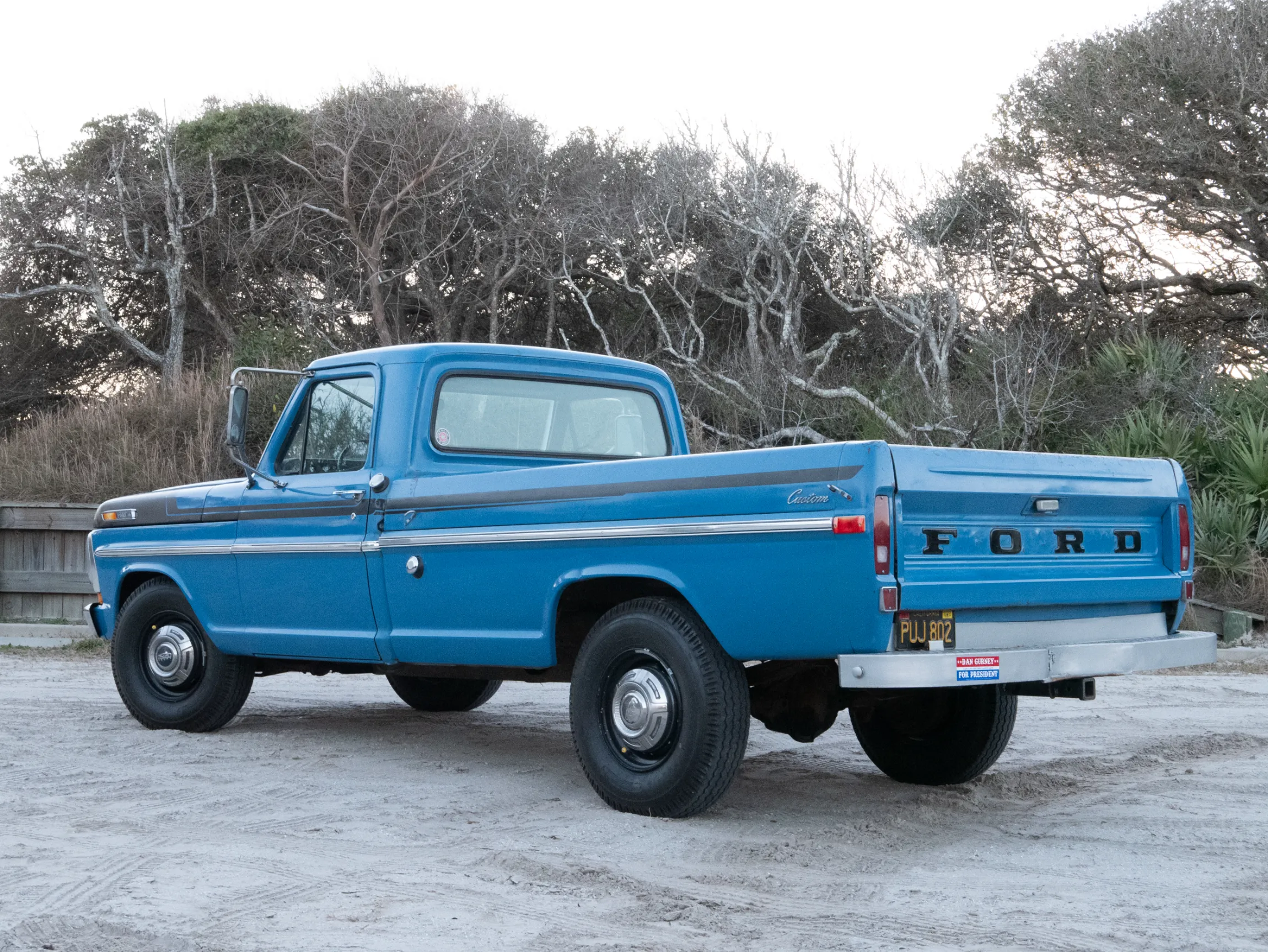 1972-Ford-F-250-for-sale-brown-co-motorcars-22