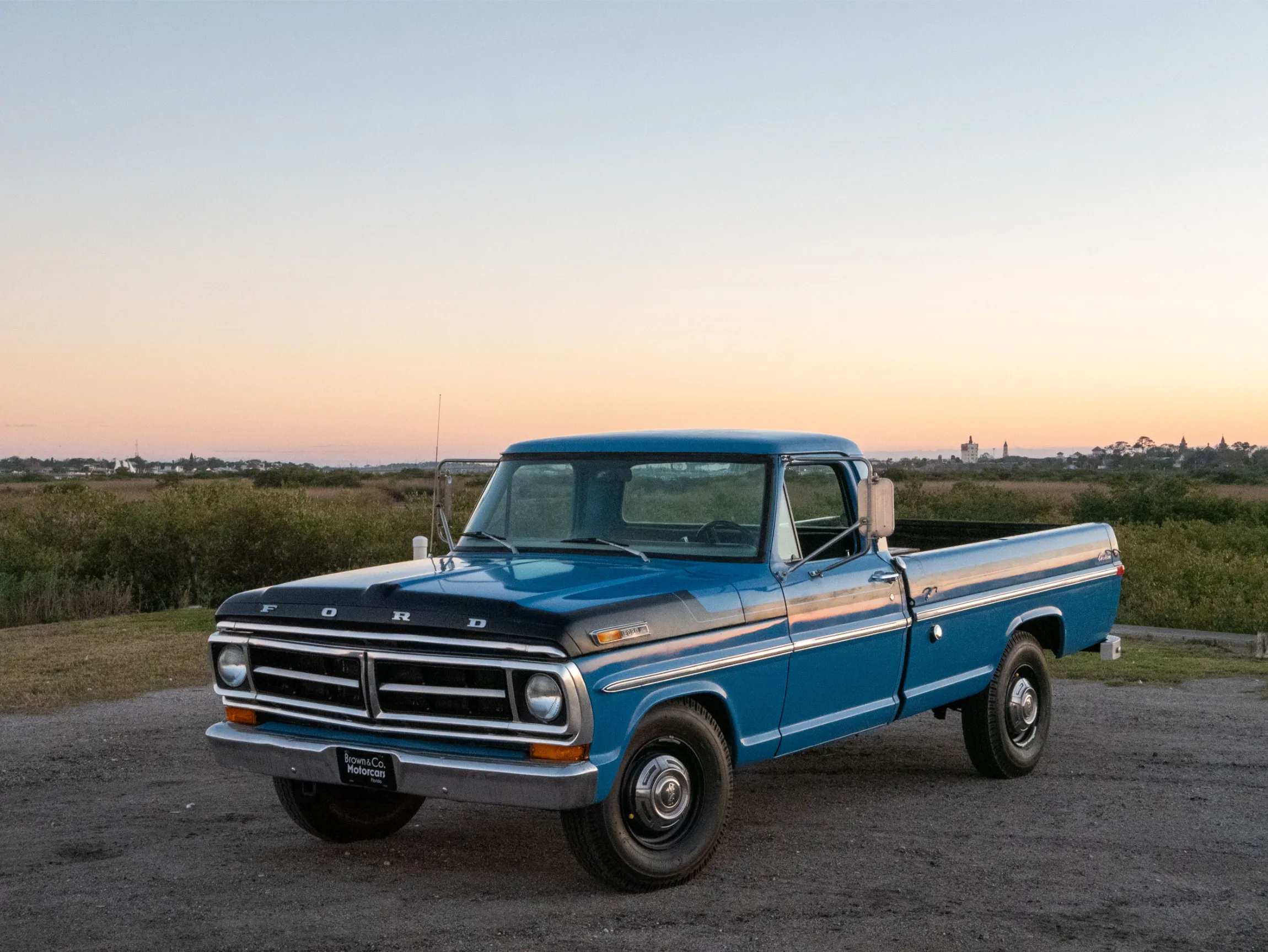 1972-Ford-F-250-for-sale-brown-co-motorcars-42