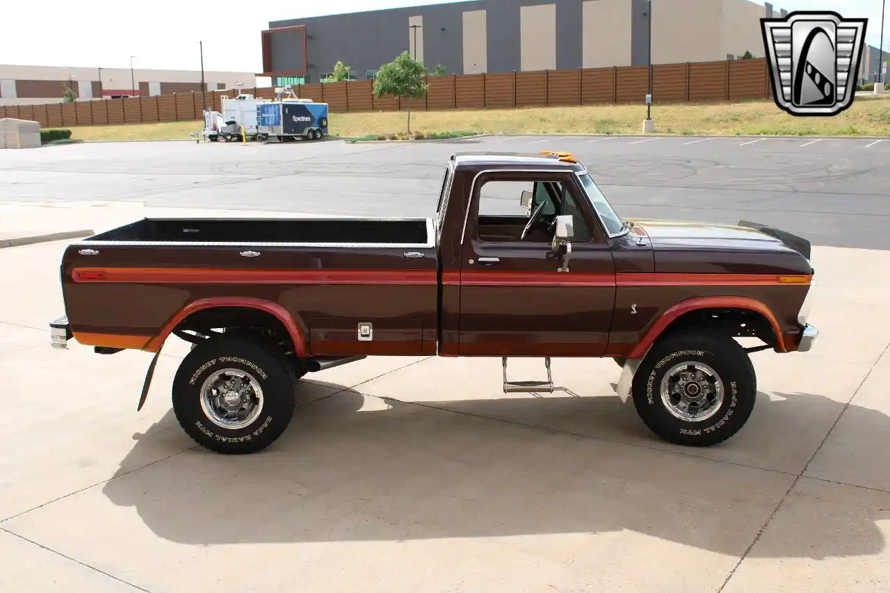 1975-ford-f250-highboy-for-sale-11