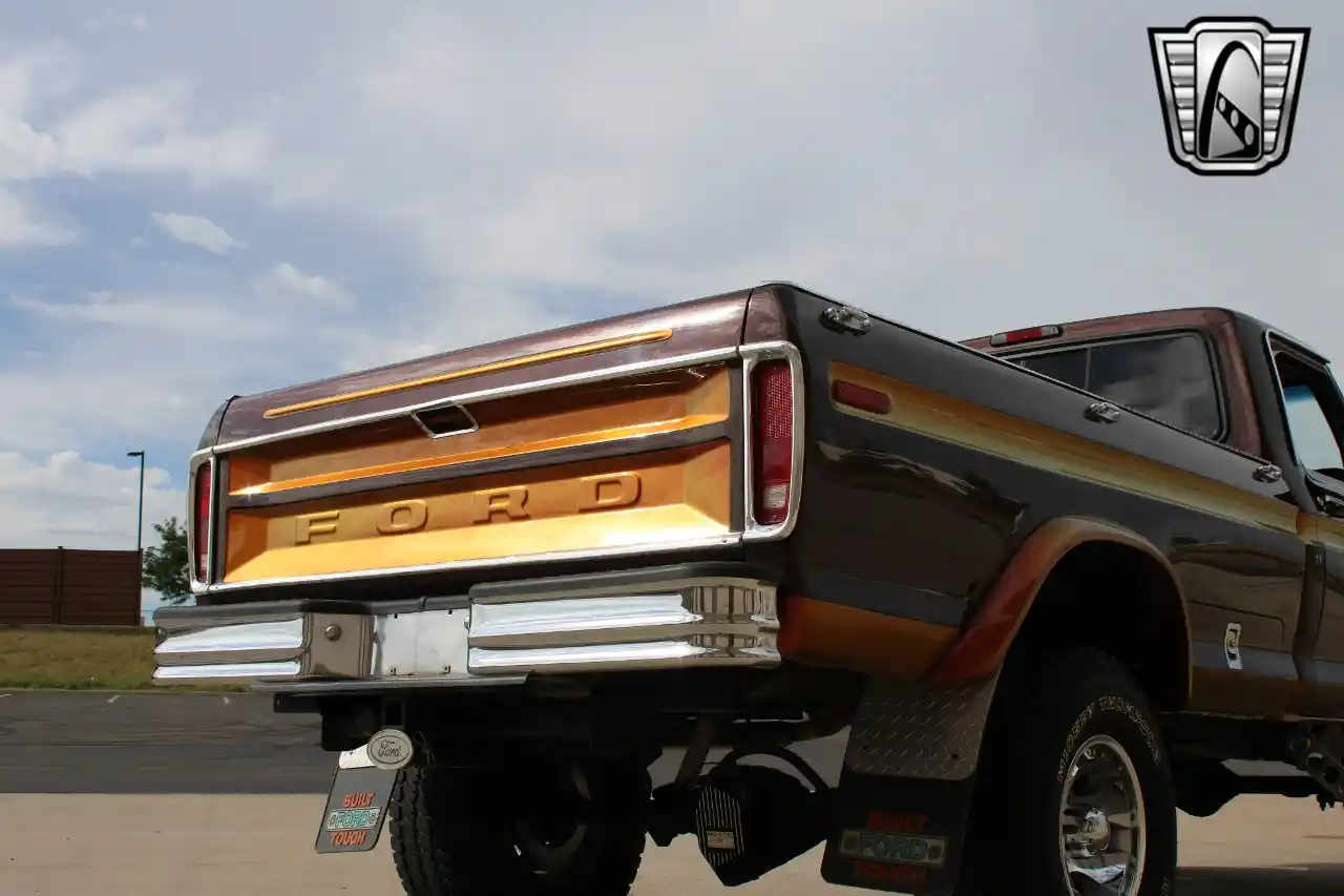 1975-ford-f250-highboy-for-sale-18