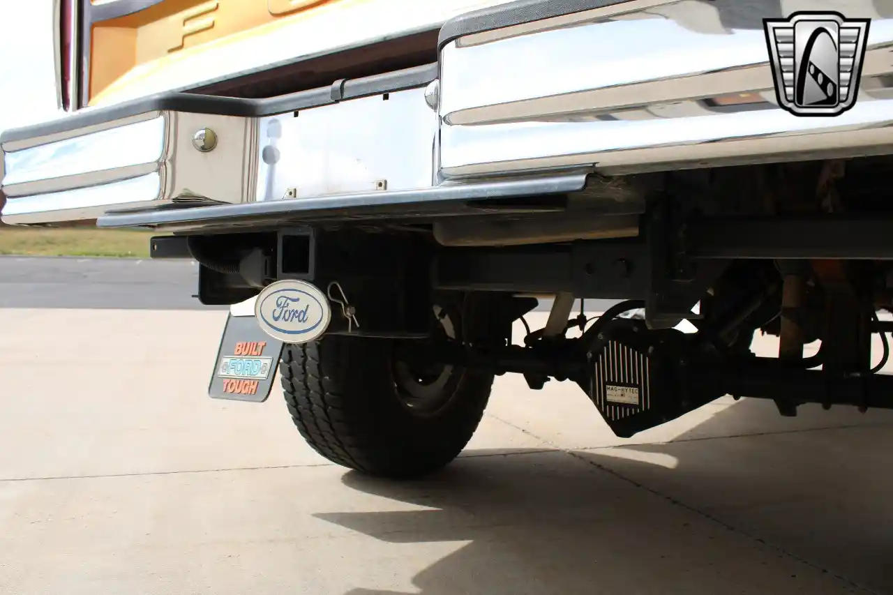 1975-ford-f250-highboy-for-sale-40