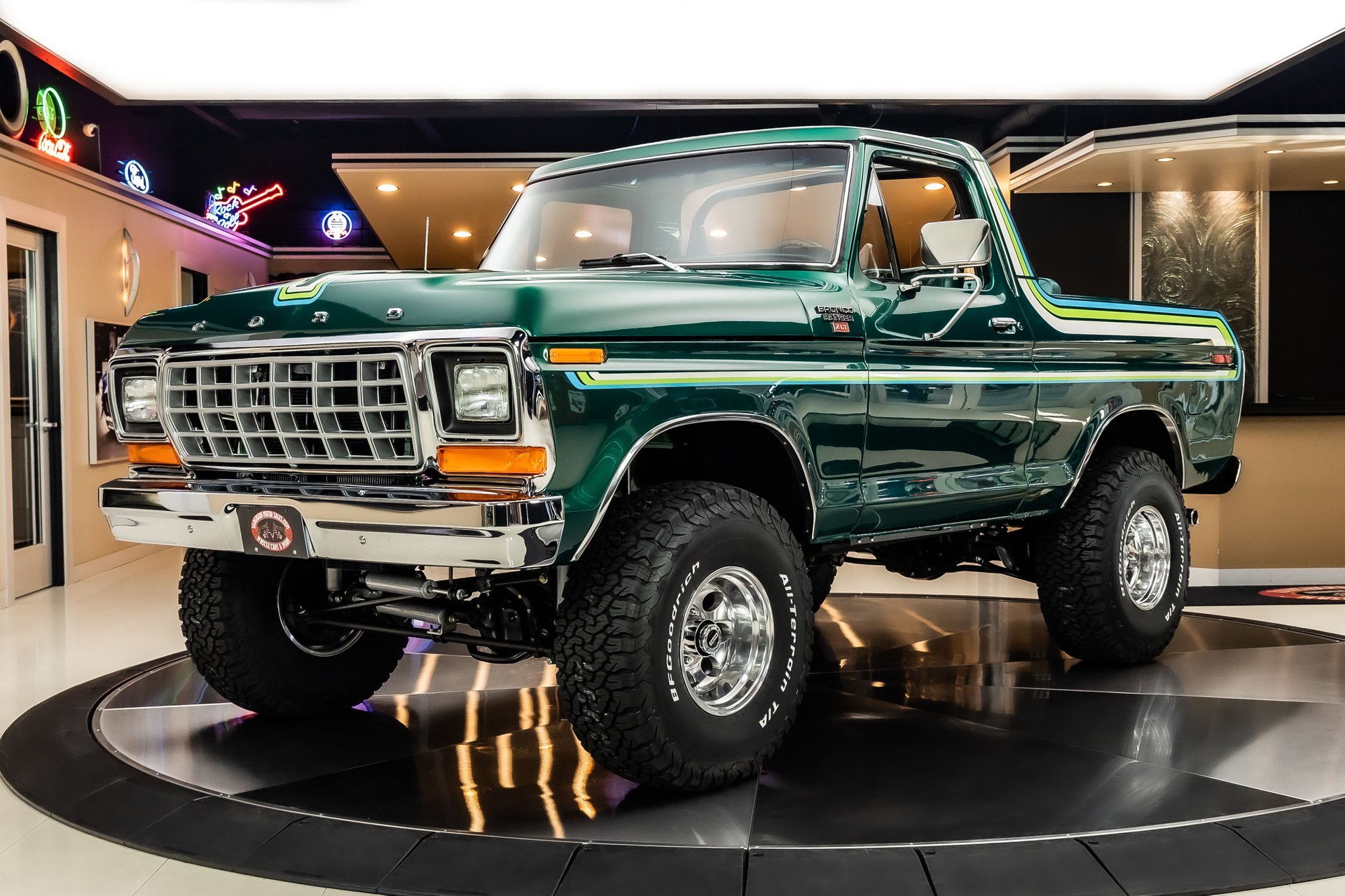 1978-ford-bronco-restomod-4x4-for-sale-plymouth-mi-05