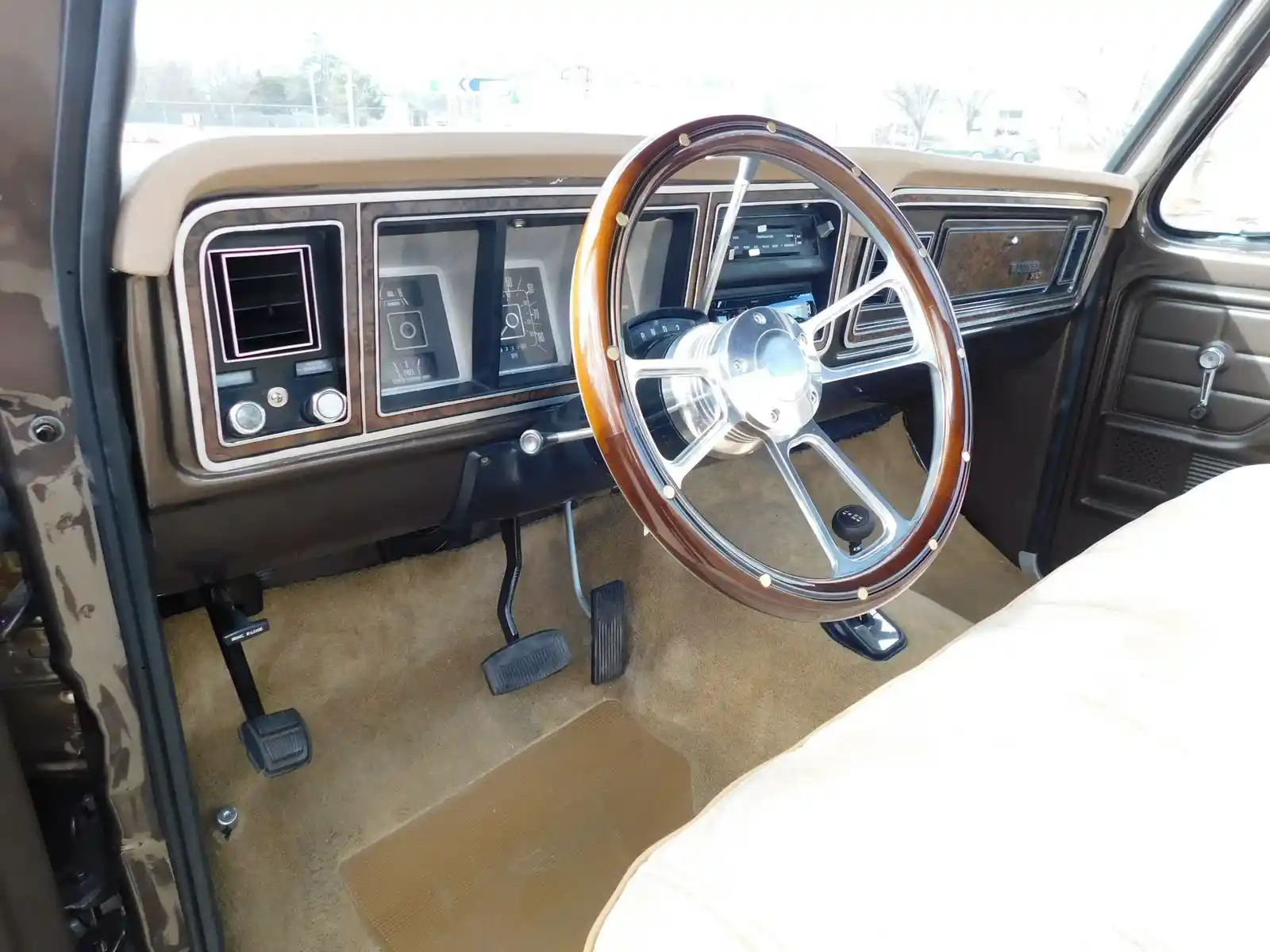 1979-ford-f150-ranger-xlt-for-sale-17