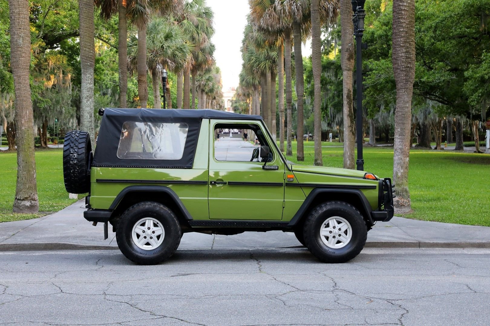 1980-mercedes-benz-280ge-cabriolet