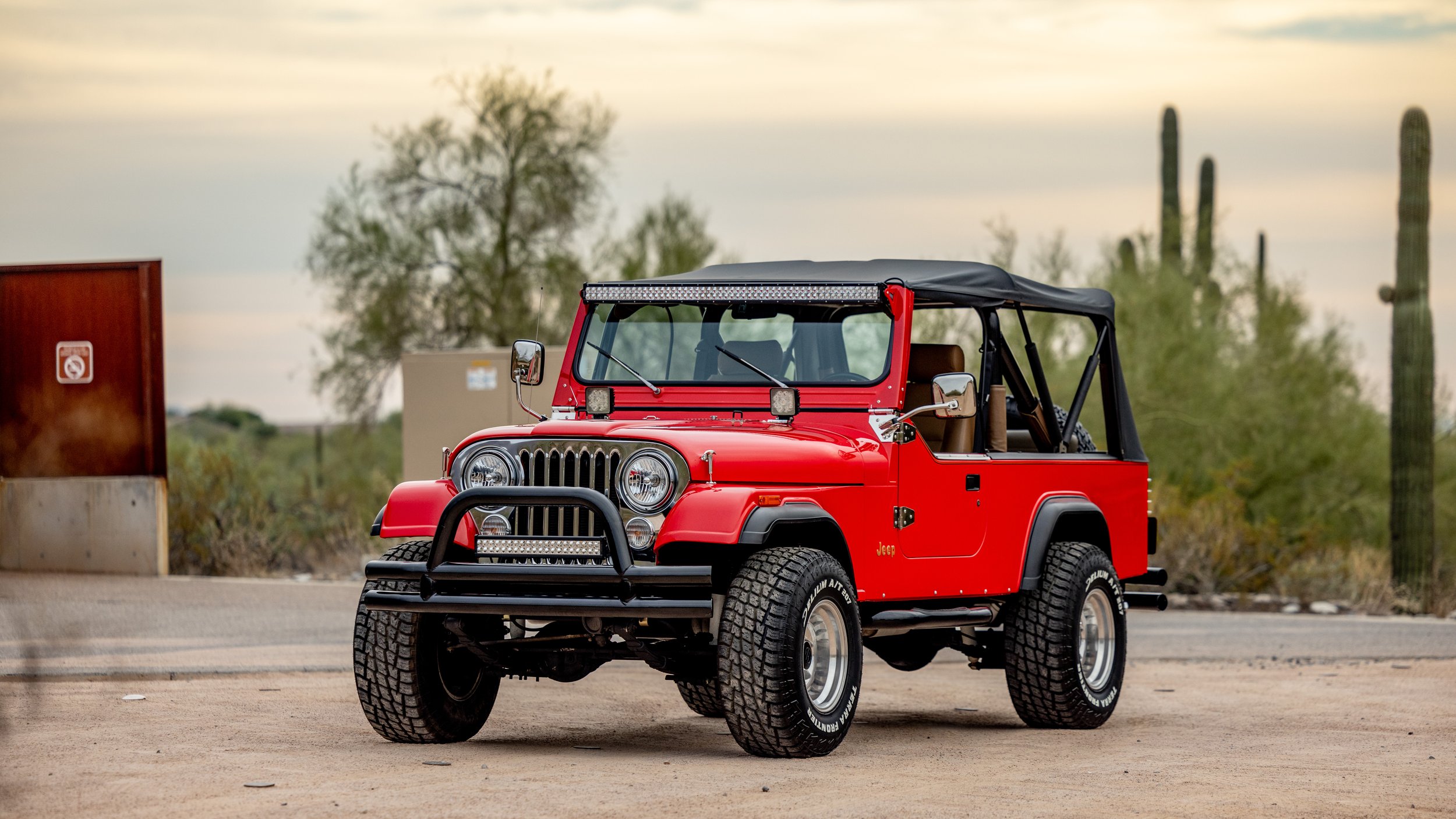 1982-jeep-cj8-scrambler-1-for-sale-scottsdale-az-04