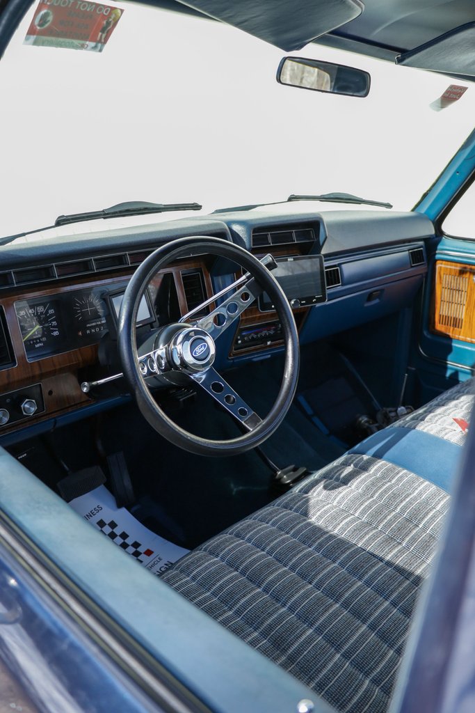 1983-ford-f150-xlt-for-sale-grand-rapids-mi-07