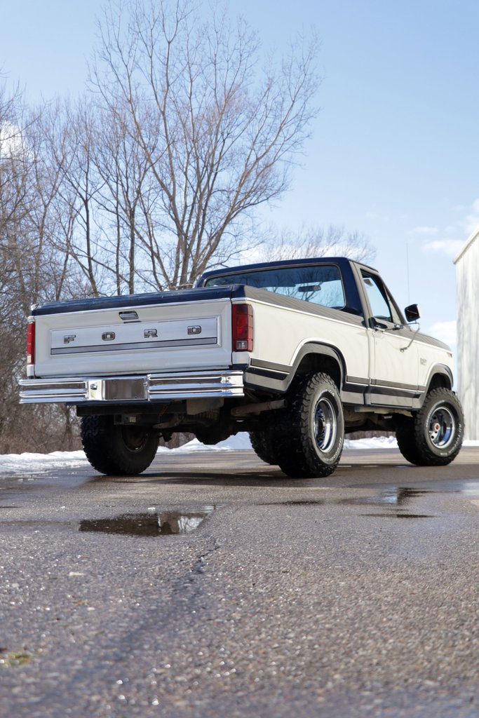 1983-ford-f150-xlt-for-sale-grand-rapids-mi-12