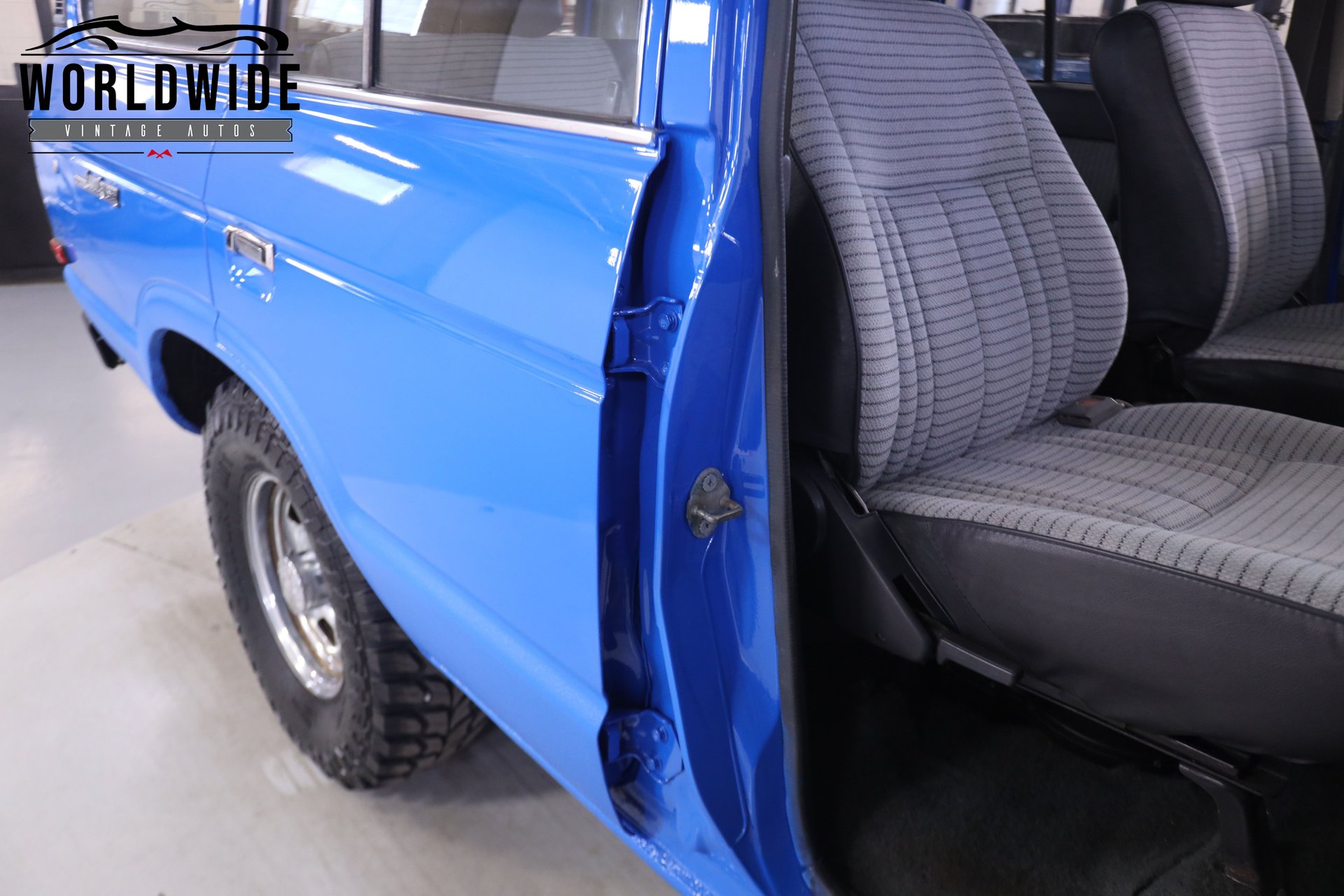 1984-toyota-fj60-land-cruiser-blue-denver-24