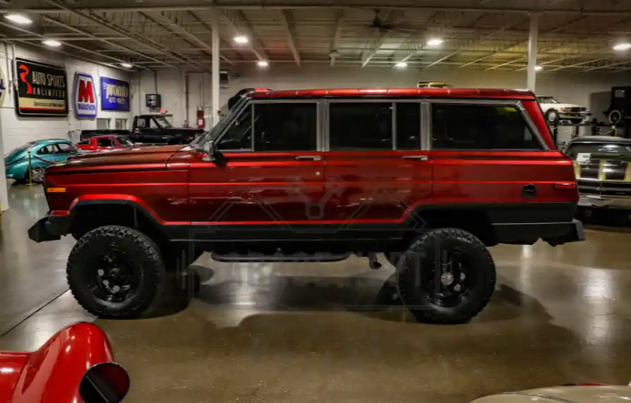 1985-jeep-grand-wagoneer-for-sale-09