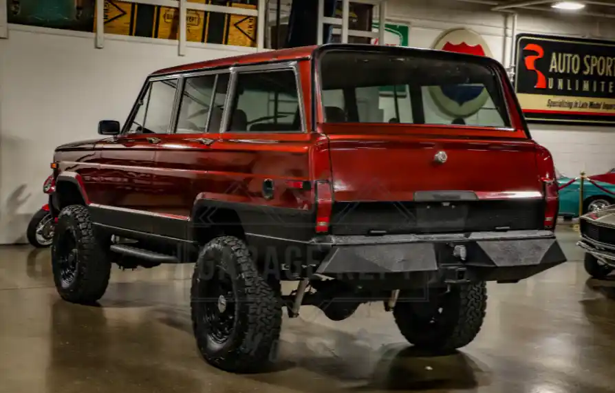 1985-jeep-grand-wagoneer-for-sale-11