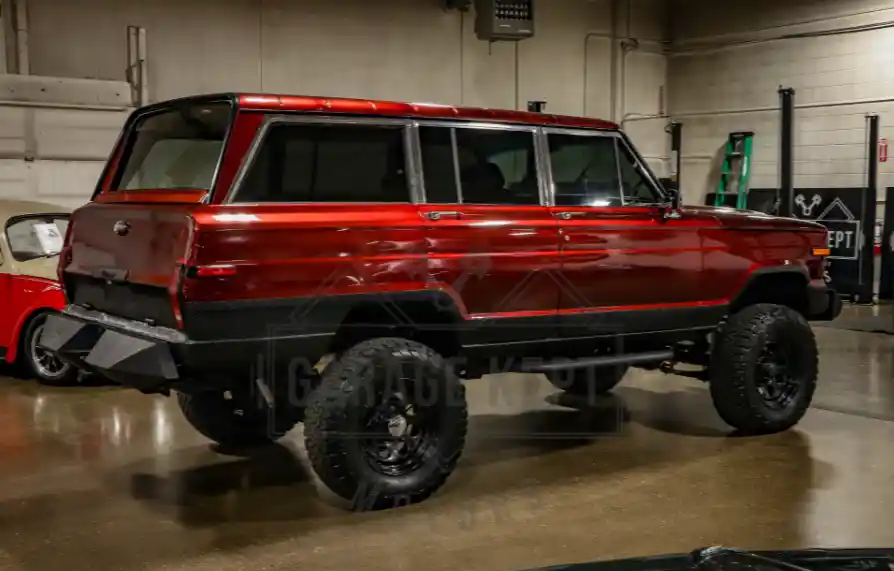 1985-jeep-grand-wagoneer-for-sale-13