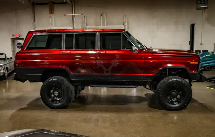 1985-jeep-grand-wagoneer-for-sale-14