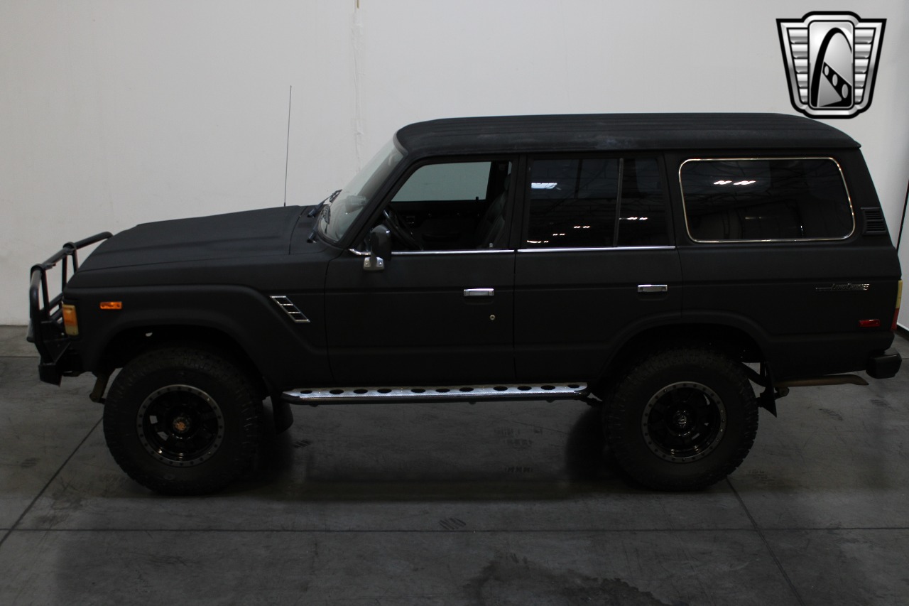 1985-toyota-land-cruiser-restored-for-sale-scottsdale-arizona-09