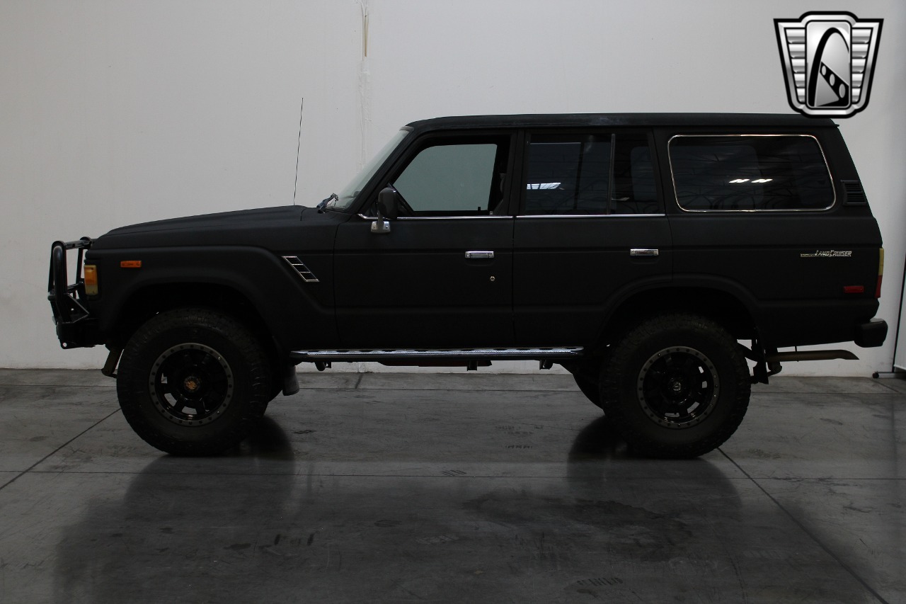 1985-toyota-land-cruiser-restored-for-sale-scottsdale-arizona-13