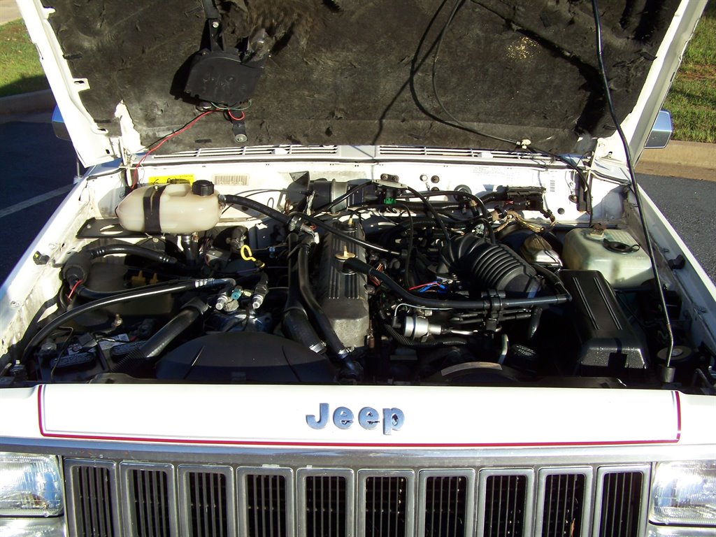 1987-jeep-cherokee-laredo-efi-4l-14