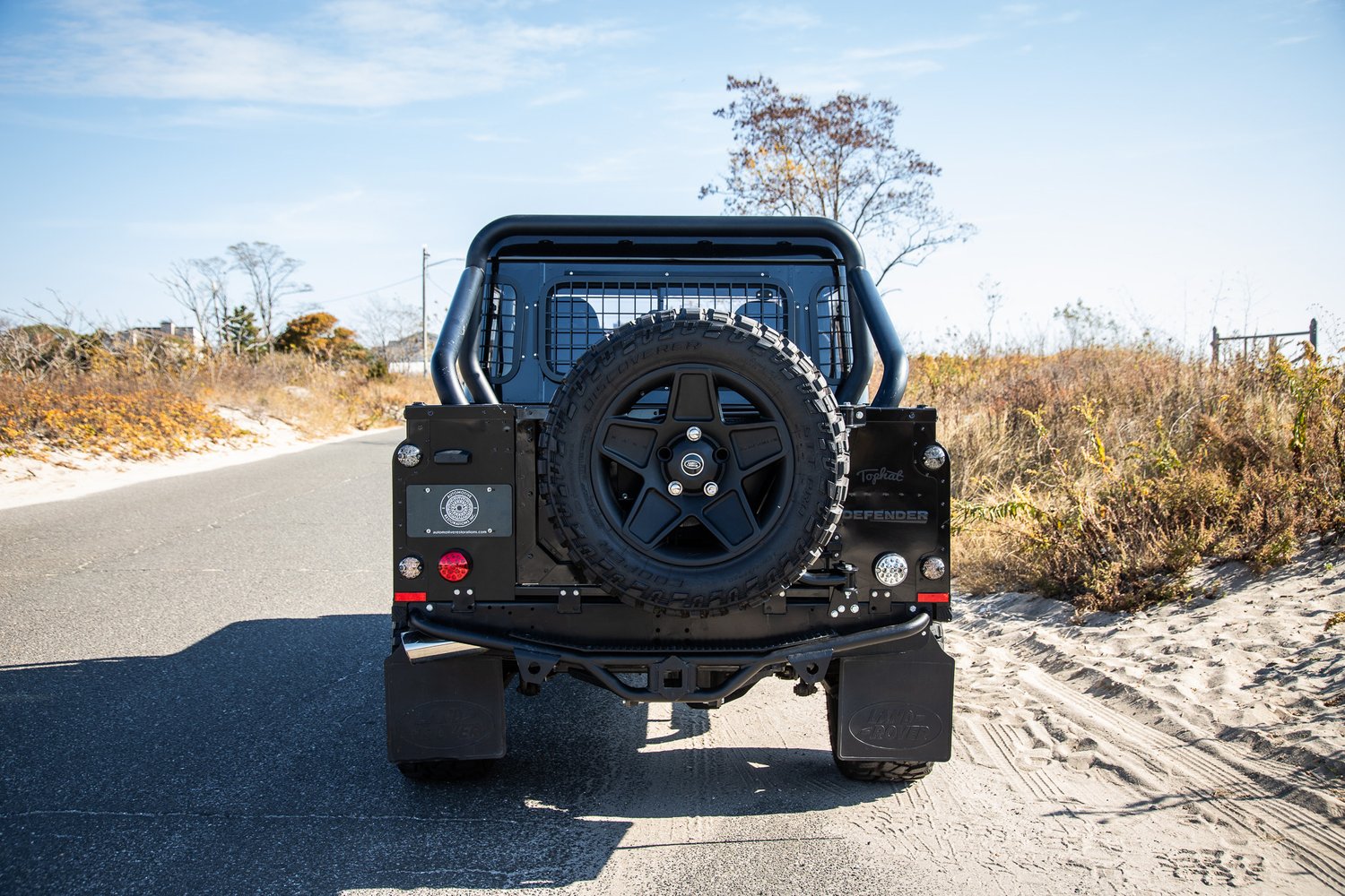 1987-land-rover-defender-110-pickup-by-tophat-for-sale-04