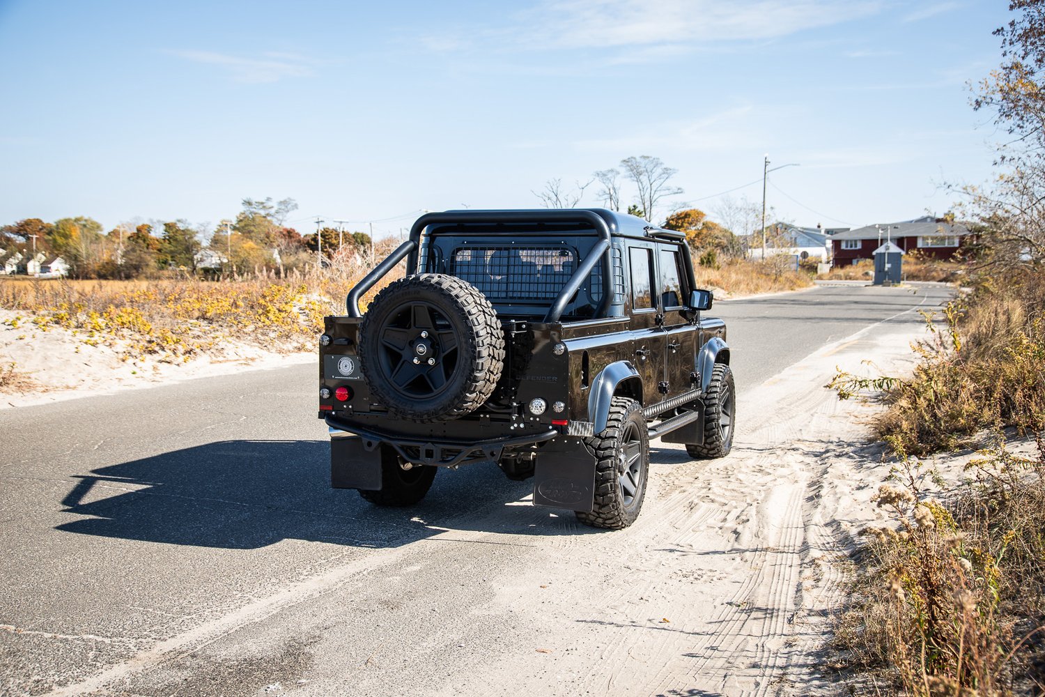 1987-land-rover-defender-110-pickup-by-tophat-for-sale-05