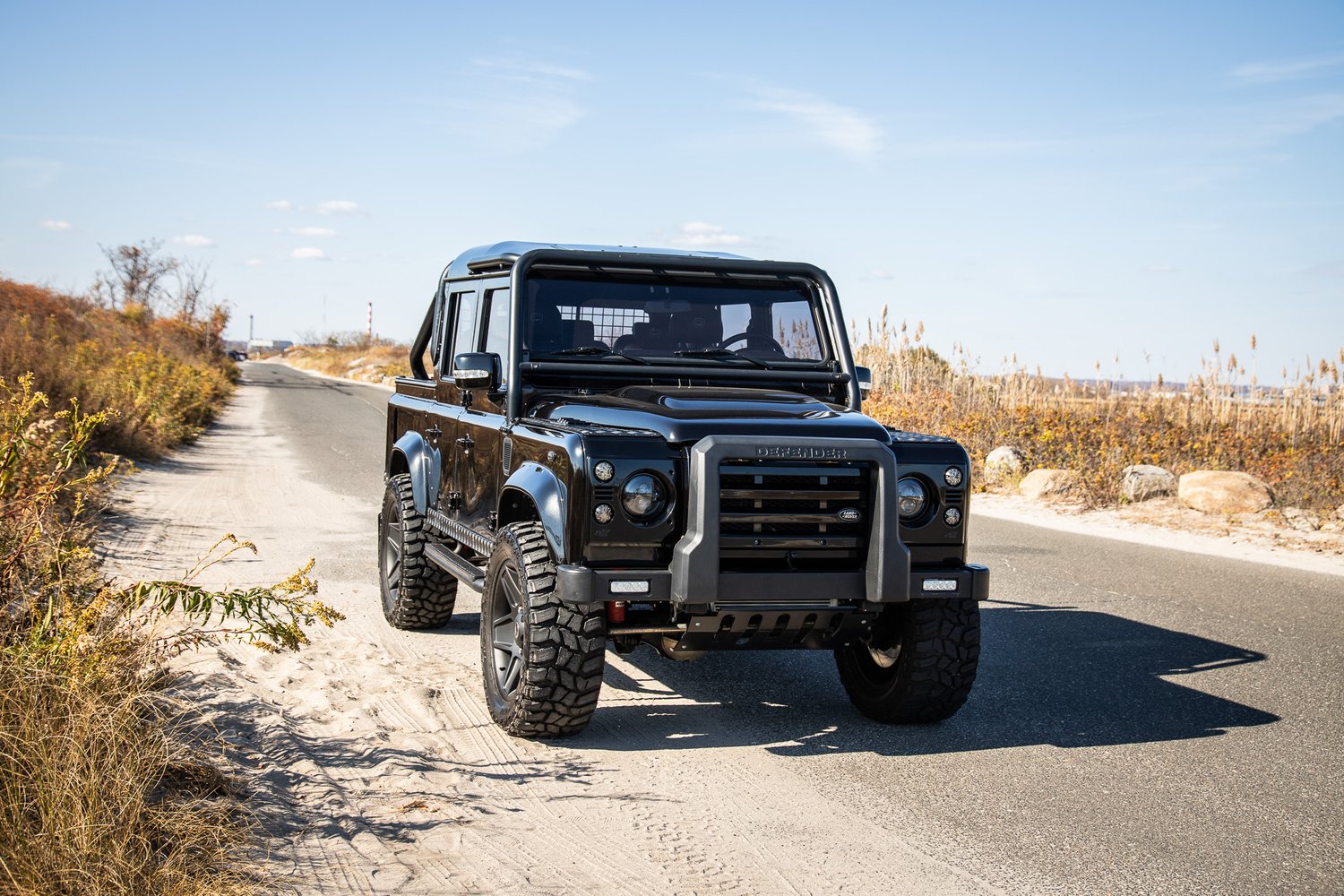 1987-land-rover-defender-110-pickup-by-tophat-for-sale-08