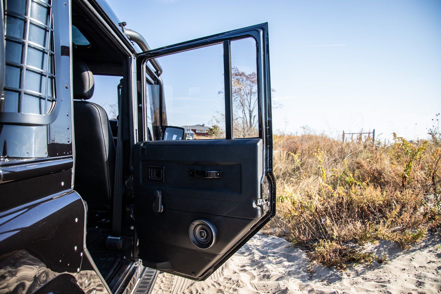 1987-land-rover-defender-110-pickup-by-tophat-for-sale-18