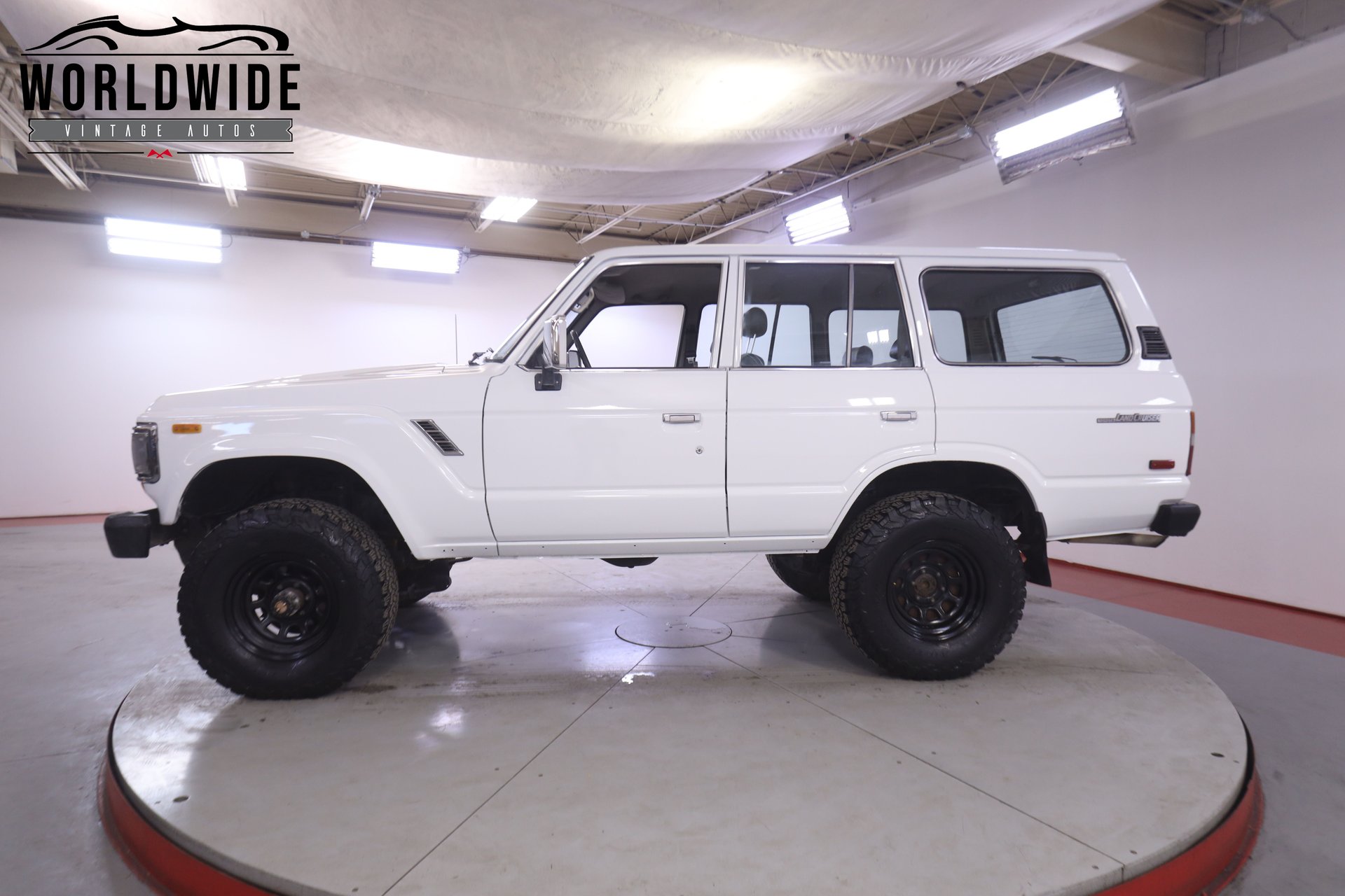 1988-toyota-fj62-land-cruiser-for-sale-03