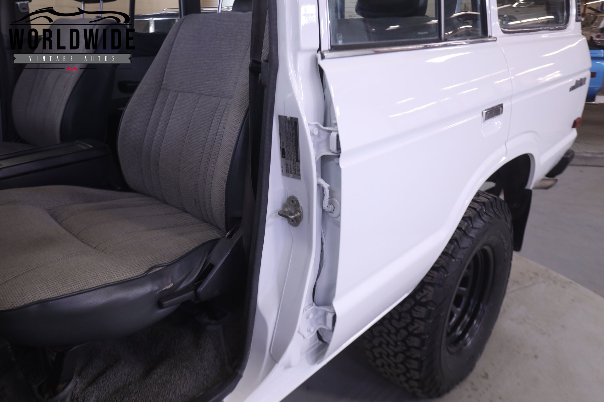 1988-toyota-fj62-land-cruiser-for-sale-15