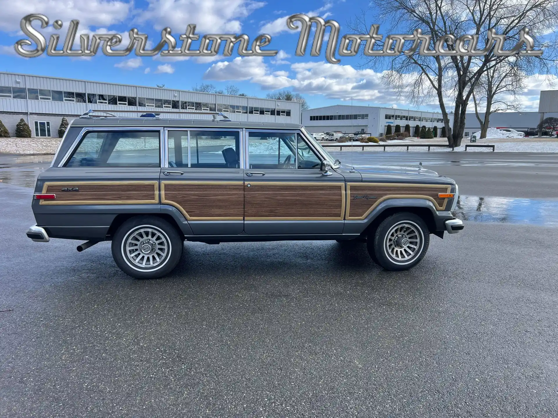 1989-jeep-grand-wagoneer-for-sale-peabody-ma-07