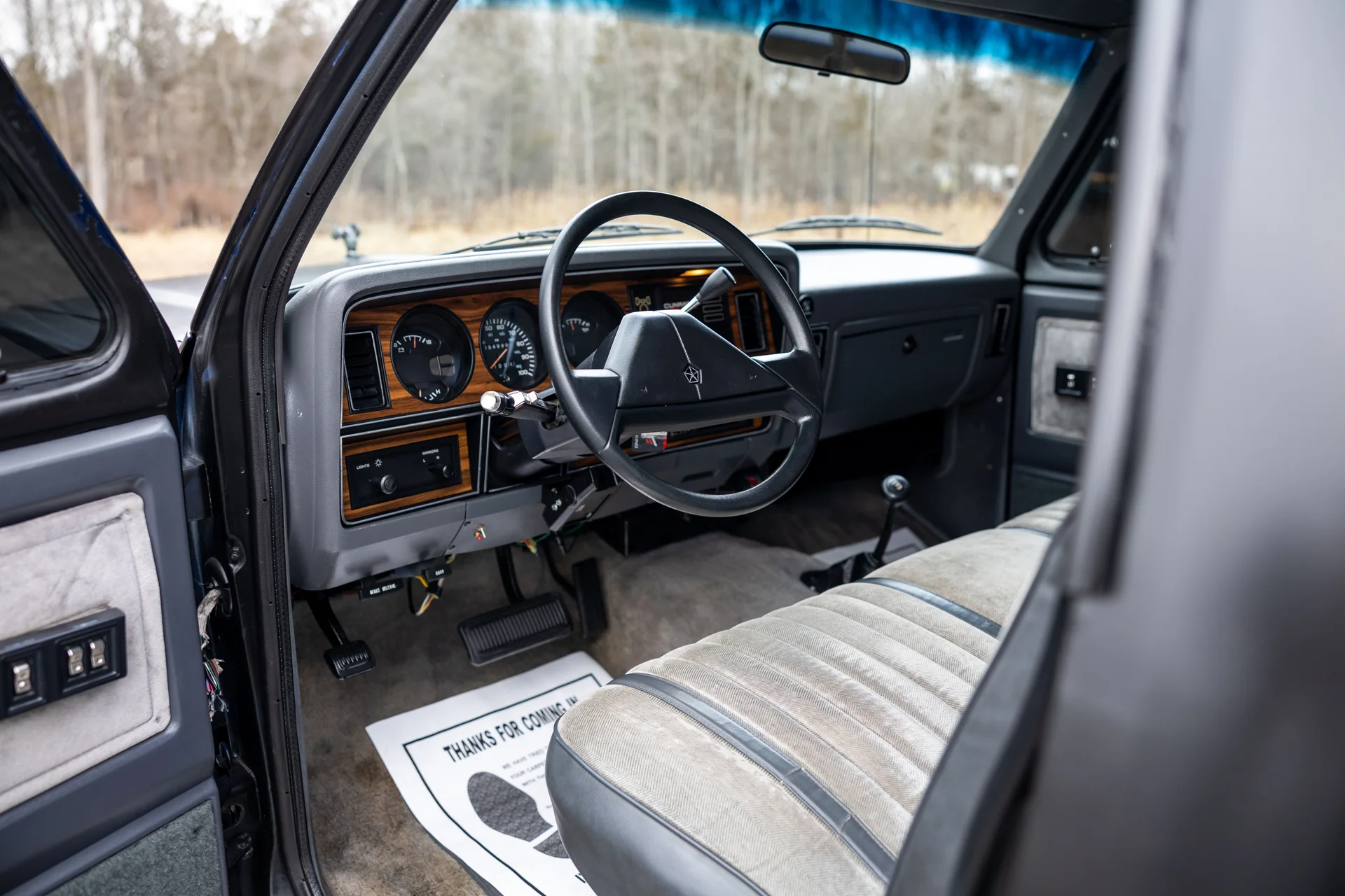 1990-dodge-ram-250-w250-sweptline-4wd-for-sale-16