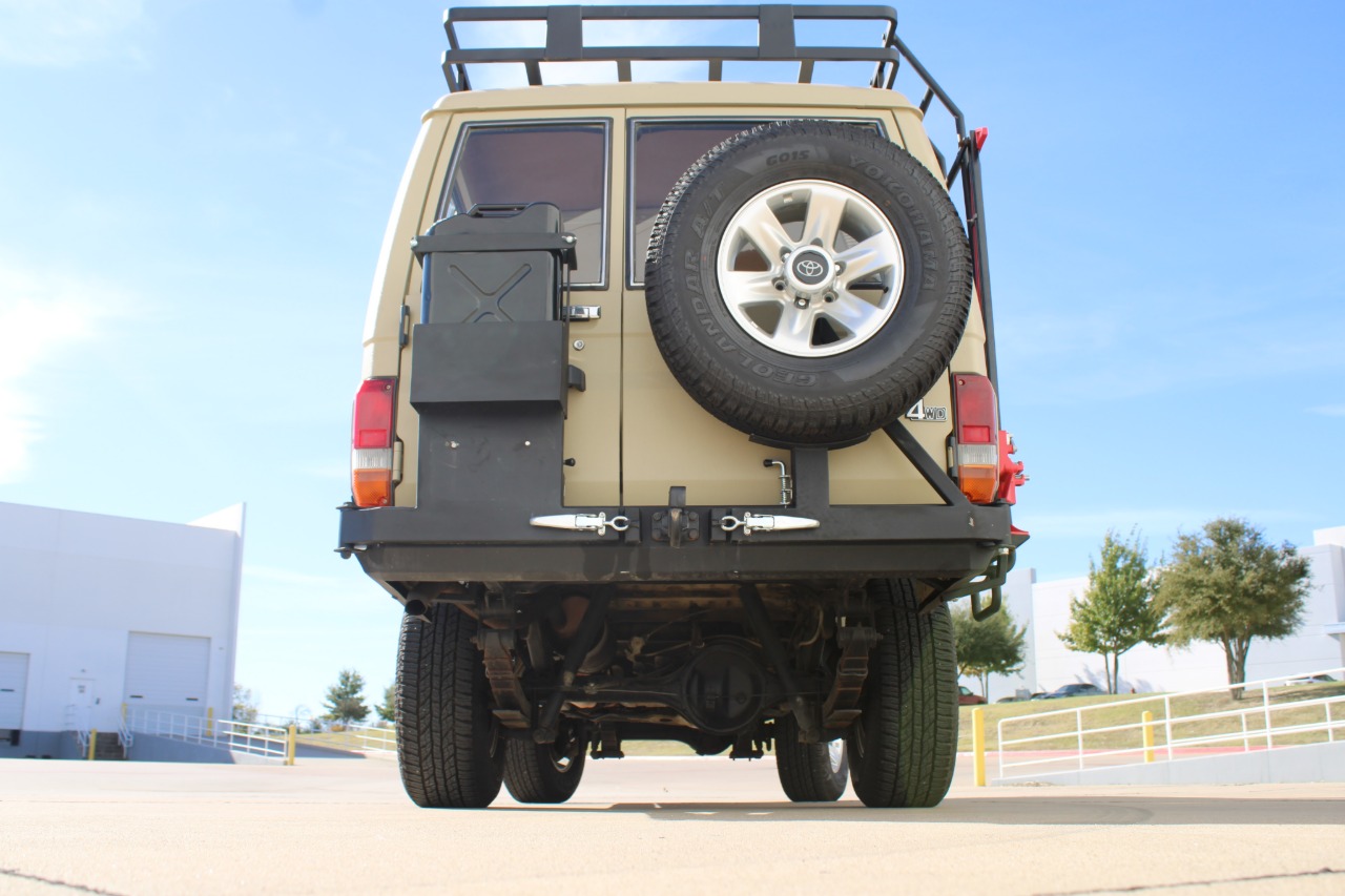 1990-toyota-land-cruiser-troopy-for-sale-08