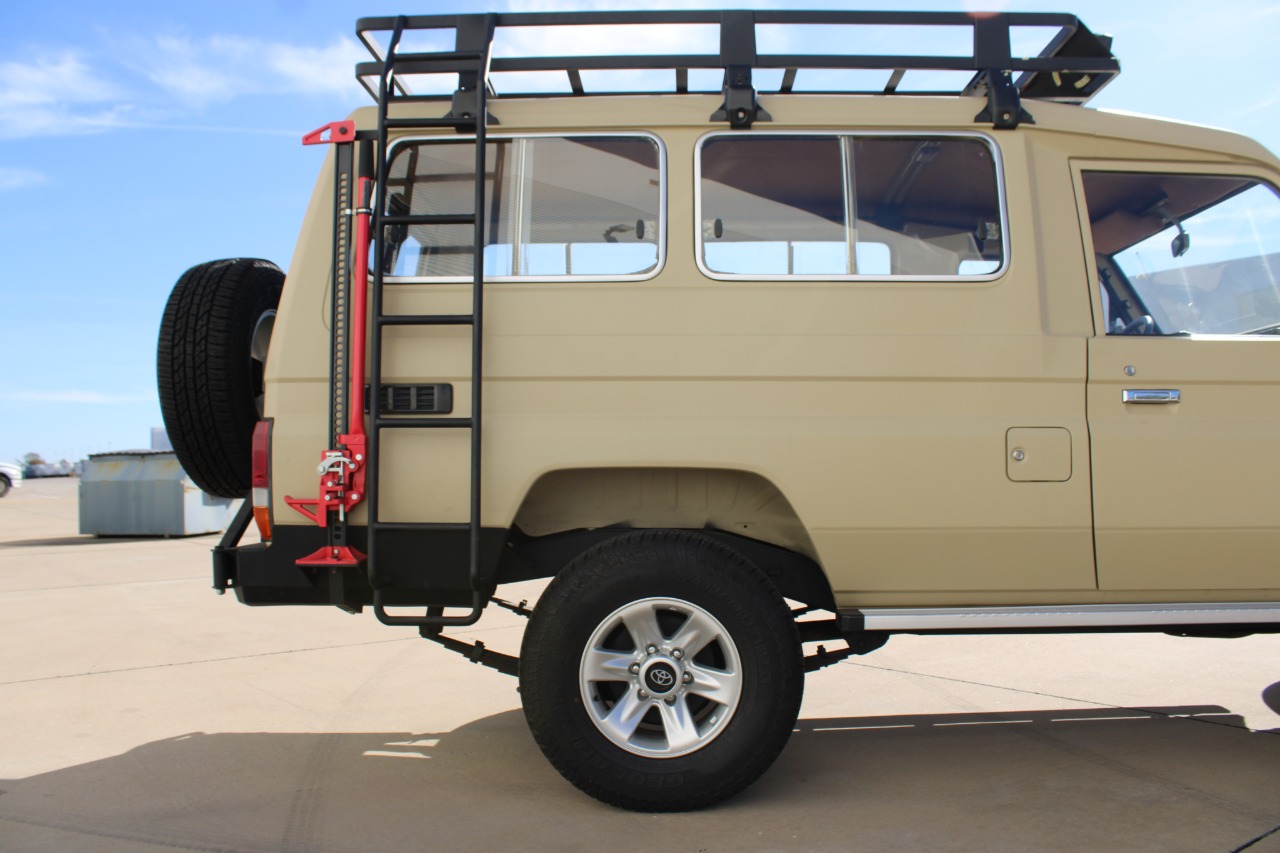 1990-toyota-land-cruiser-troopy-for-sale-22