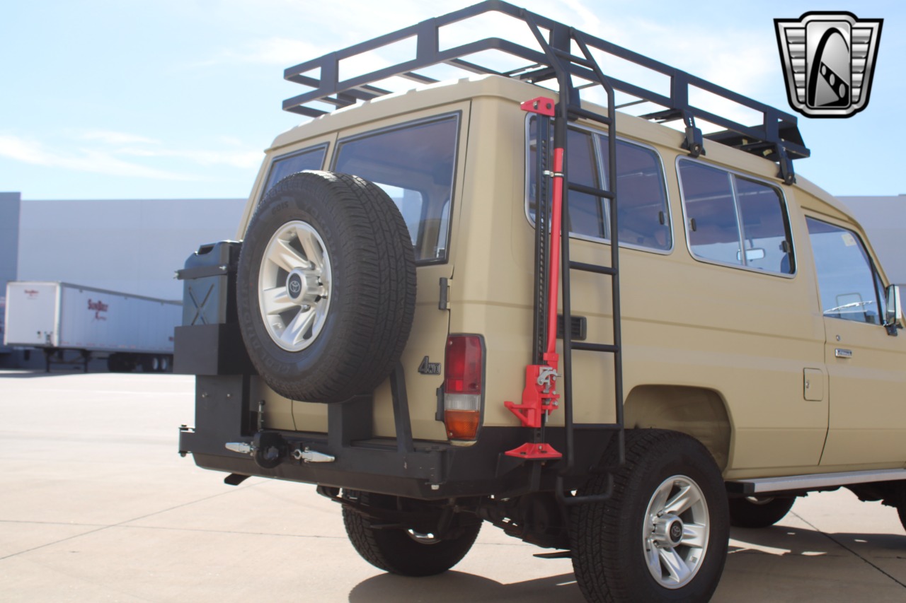 1990-toyota-land-cruiser-troopy-for-sale-24