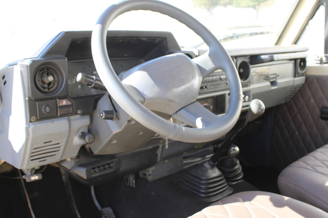 1990-toyota-land-cruiser-troopy-for-sale-29