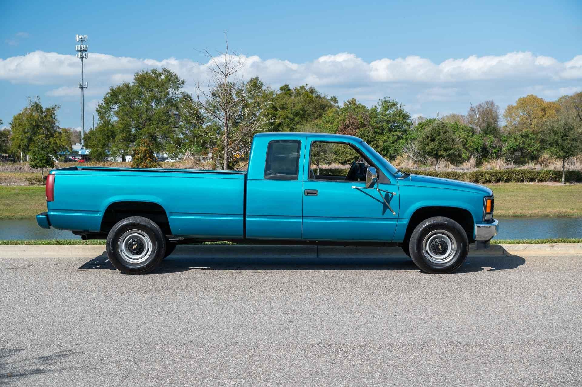 1993-chevrolet-c2500-for-sale-06