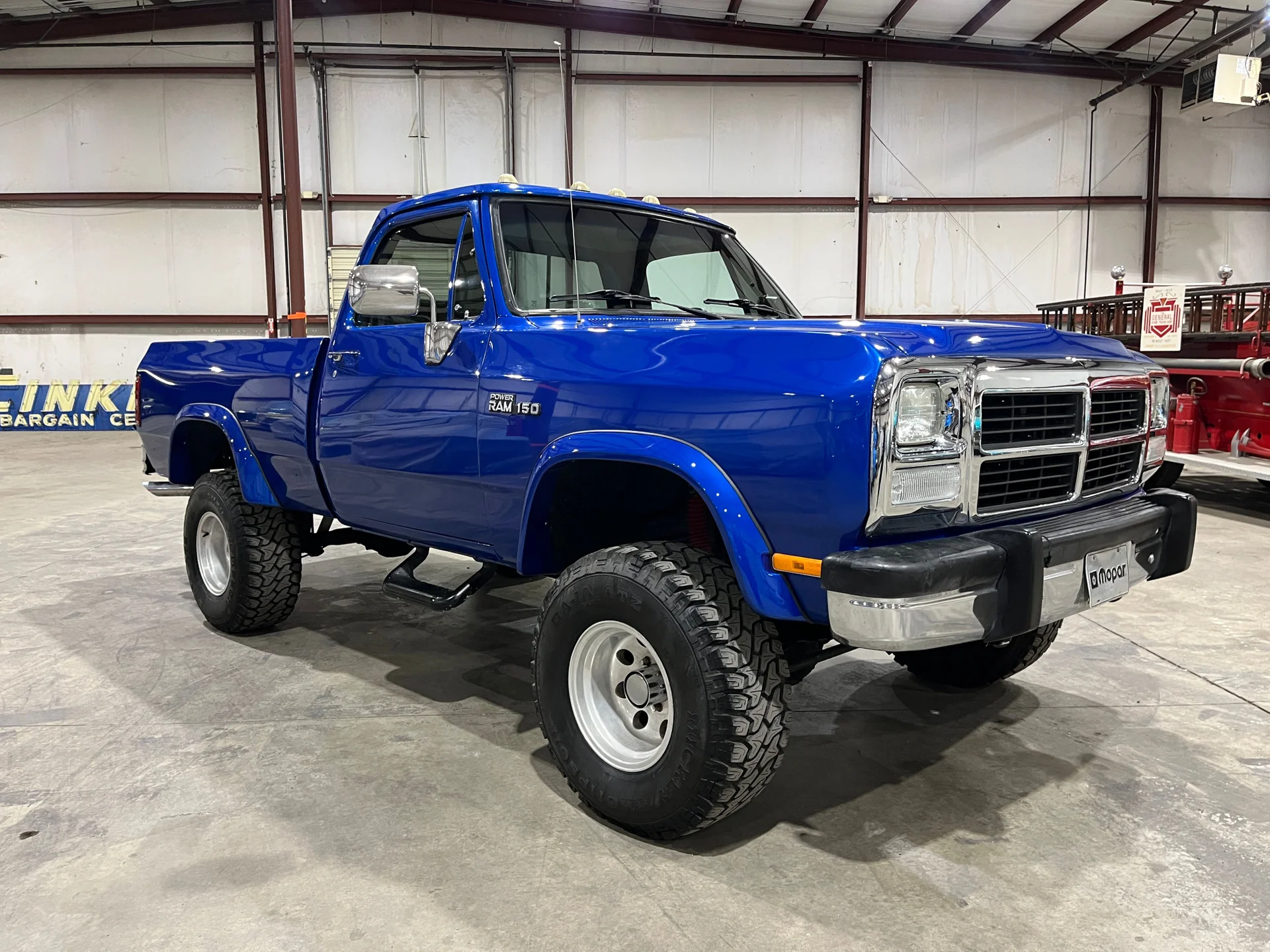 1993-dodge-w150-for-sale-01