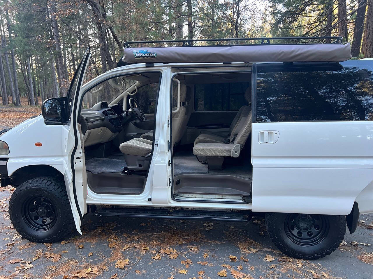 1994-mitsubishi-delica-for-sale-gold-country-33