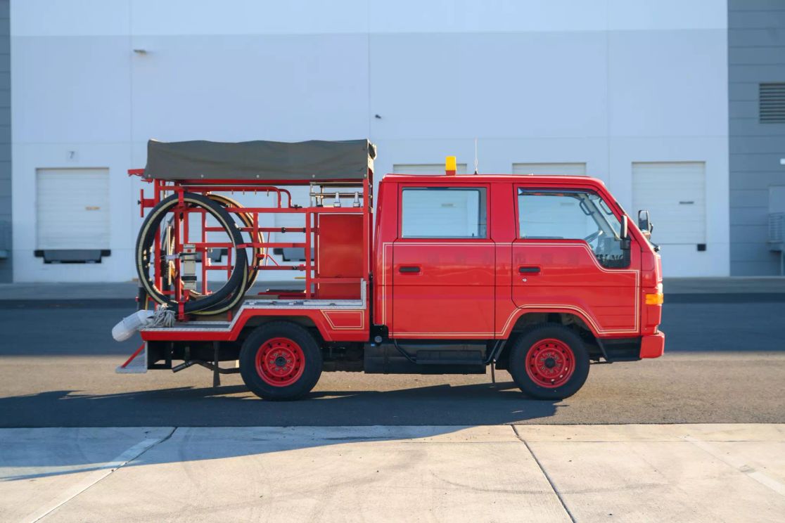 1994-toyota-toyoace-fire-truck-for-sale-06