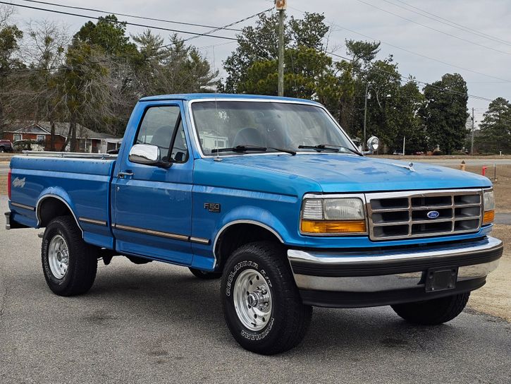 1995-ford-f150-xlt-for-sale-hope-mills-nc-04