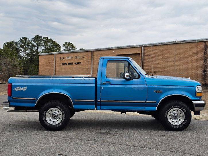 1995-ford-f150-xlt-for-sale-hope-mills-nc-05