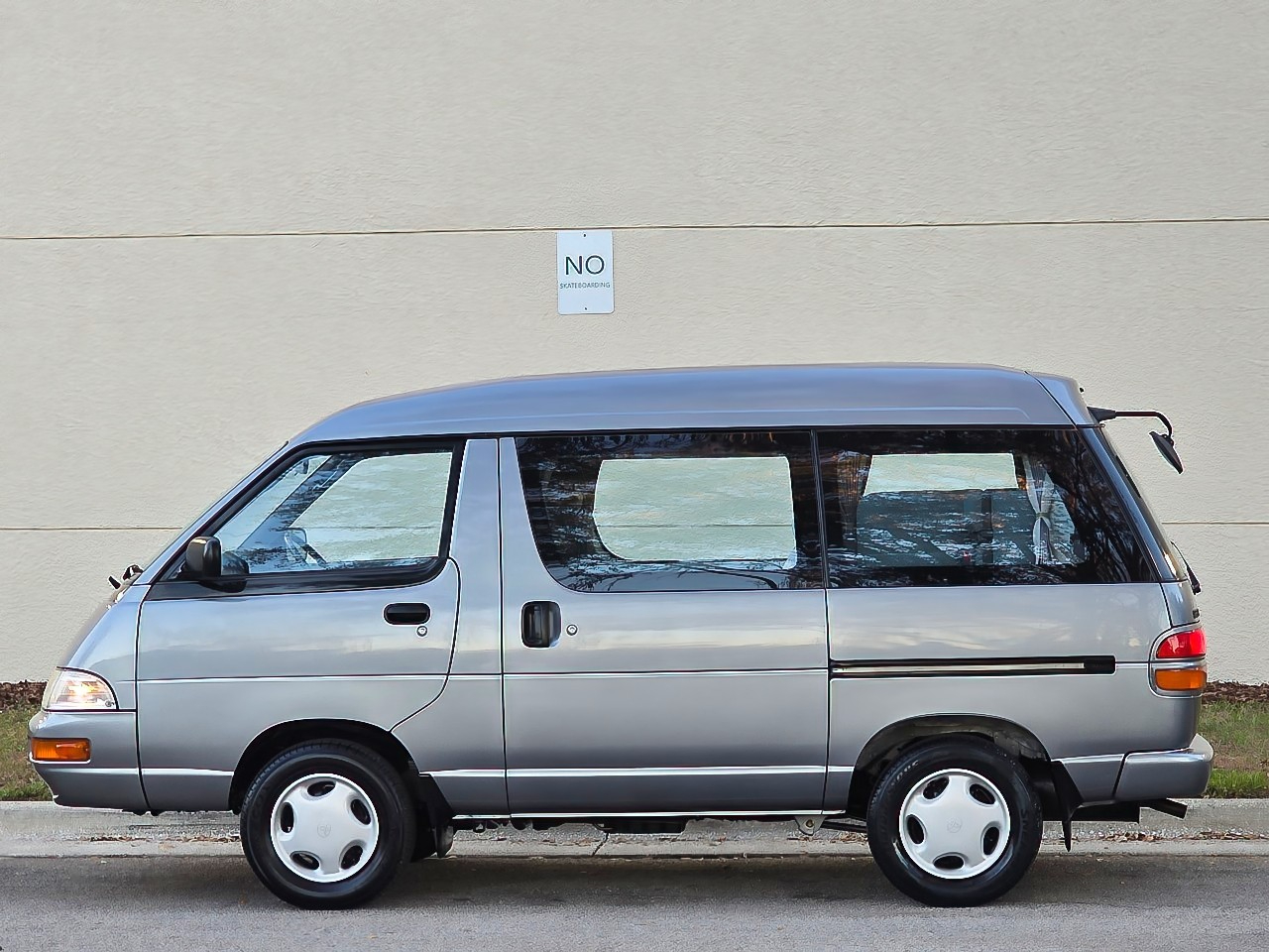 1995-toyota-townace-for-sale-08