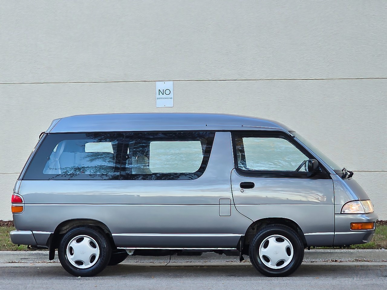 1995-toyota-townace-for-sale-11