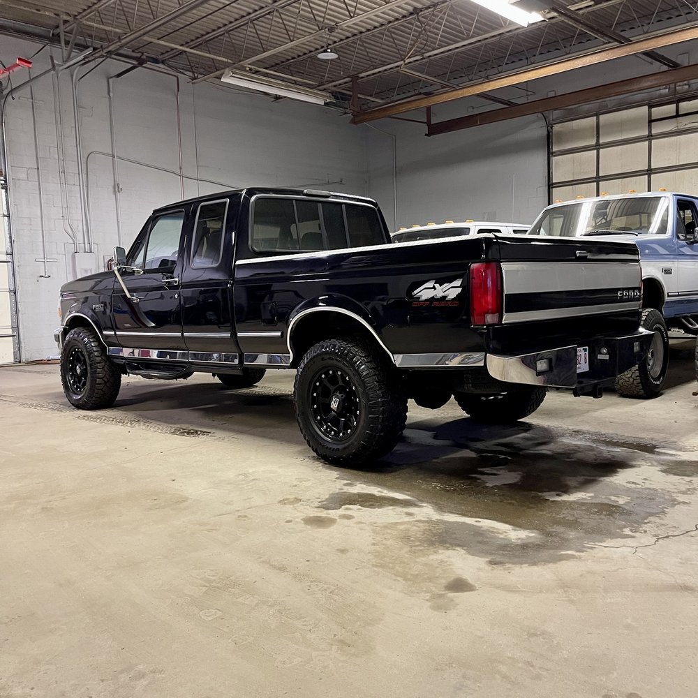 1996-ford-f250-xlt-for-sale-indiana-02