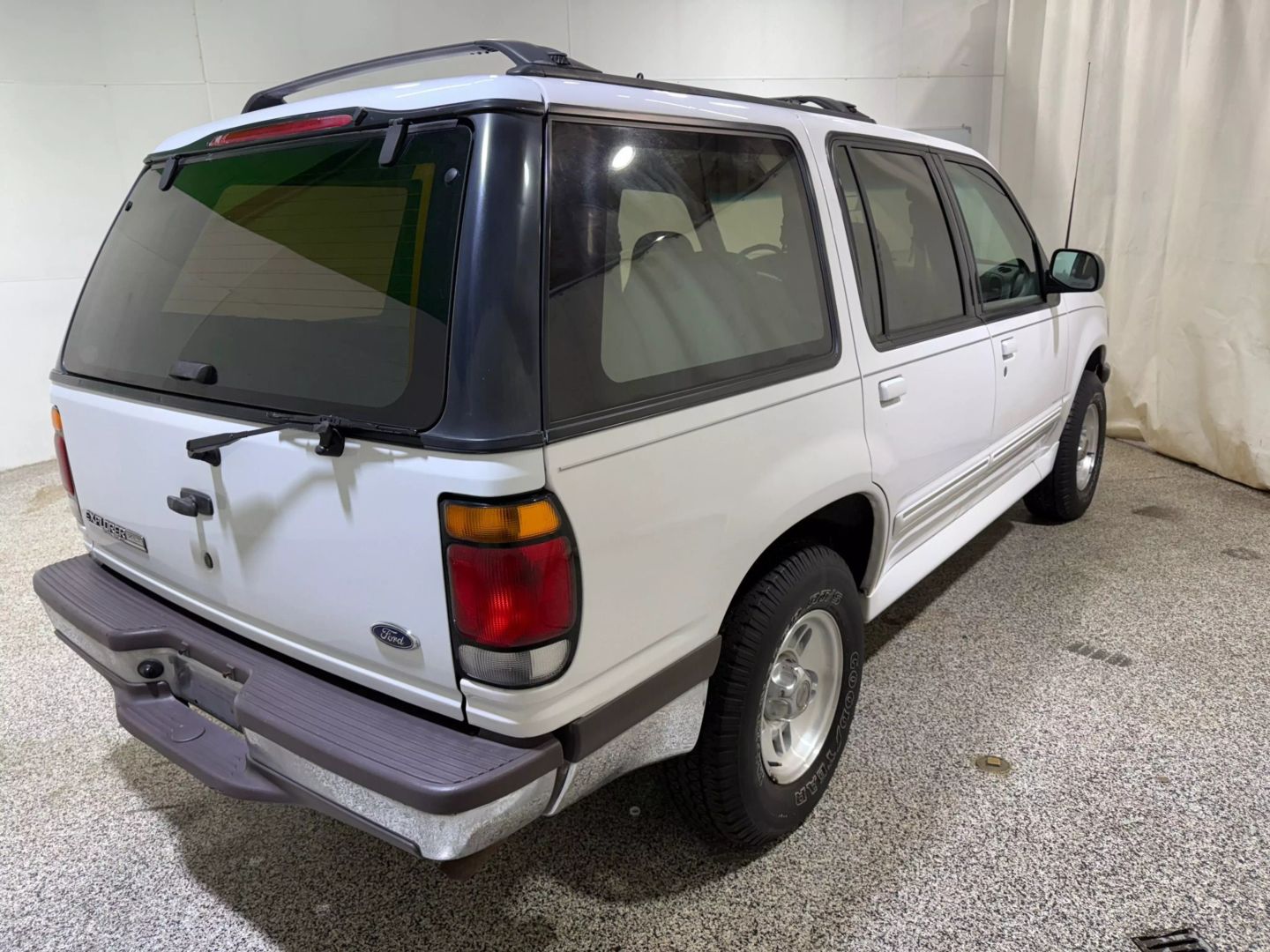 1997-ford-explorer-4x4-for-sale-06