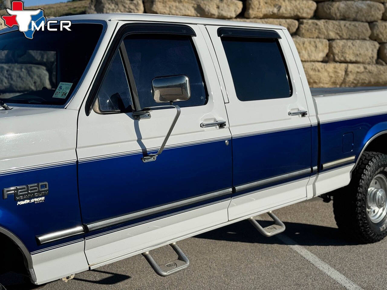 1997-ford-f250-xlt-crew-cab-for-sale-spicewood-tx-08