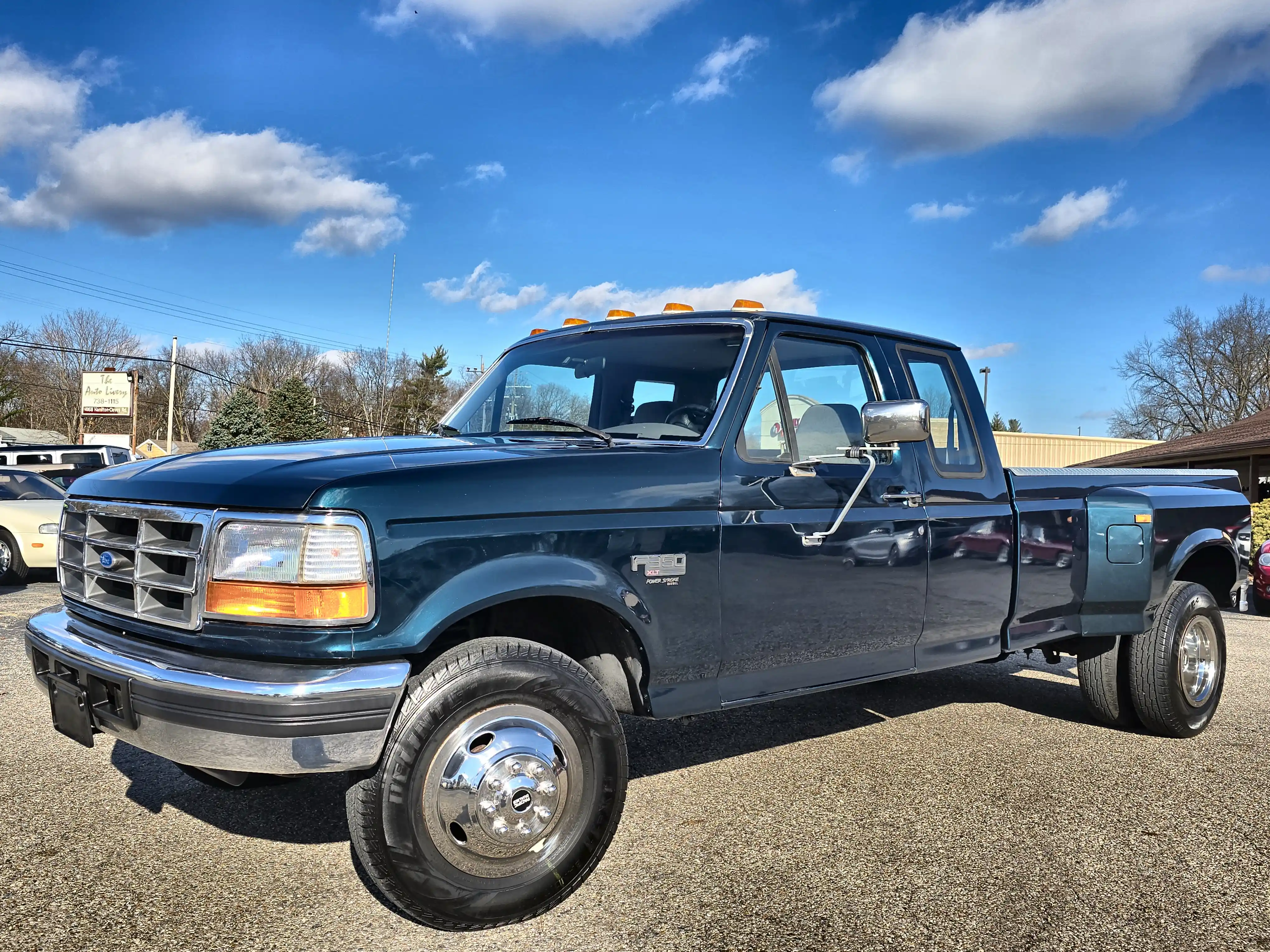 1997-ford-f350-xlt-for-sale-01