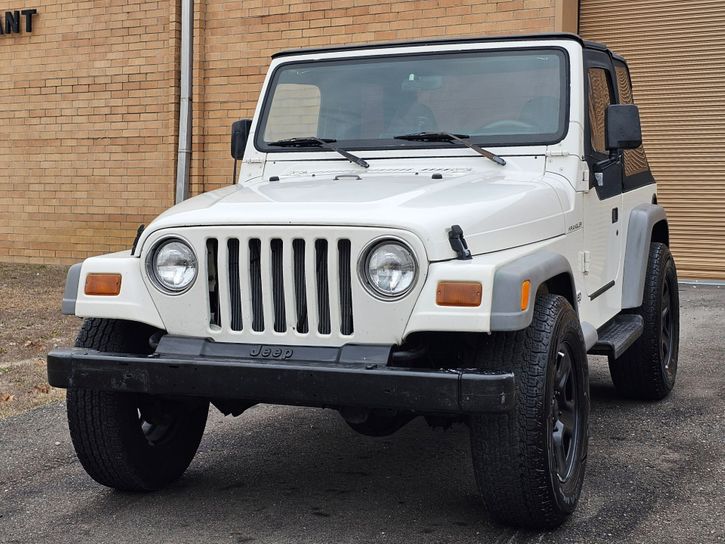 1997-jeep-wrangler-se-hope-mills-nc-for-sale-01