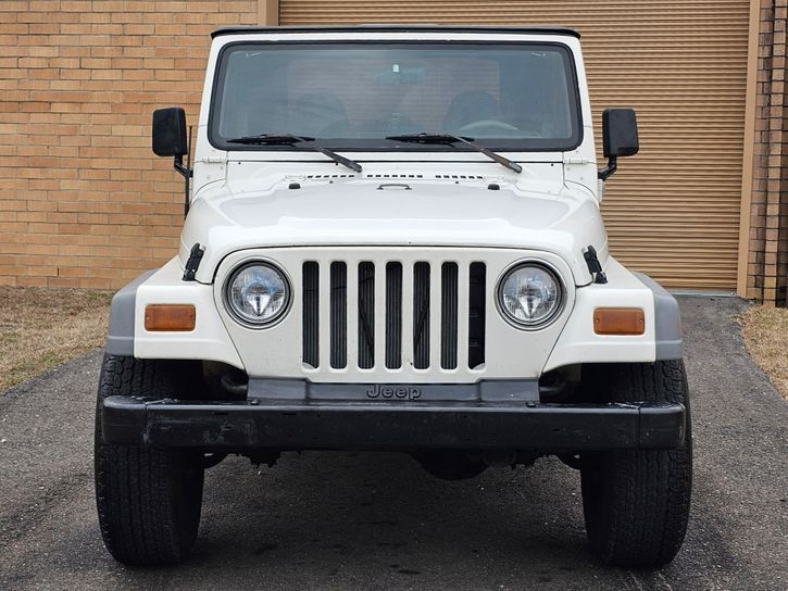 1997-jeep-wrangler-se-hope-mills-nc-for-sale-02