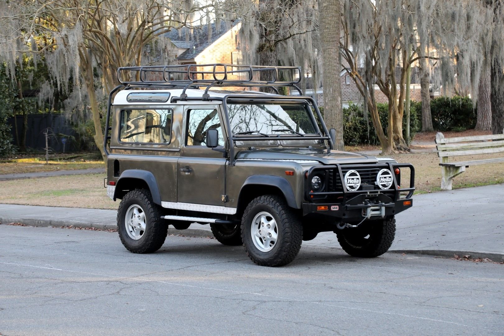 1997-land-rover-defender-90-for-sale-02