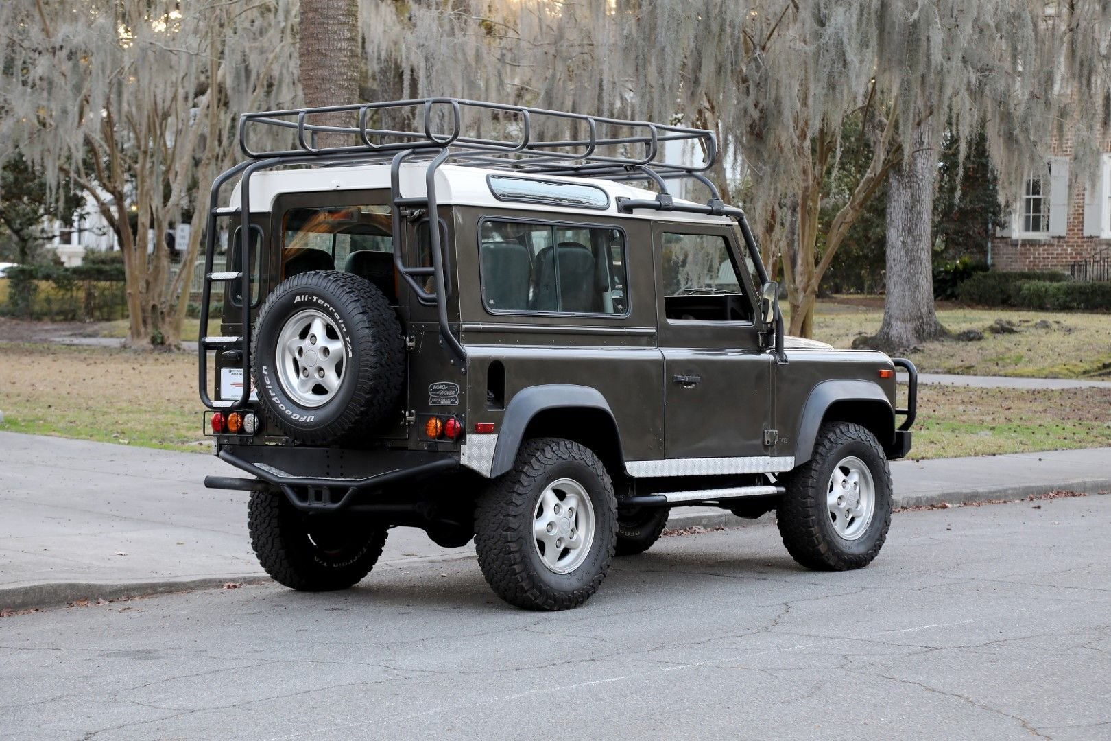 1997-land-rover-defender-90-for-sale-03