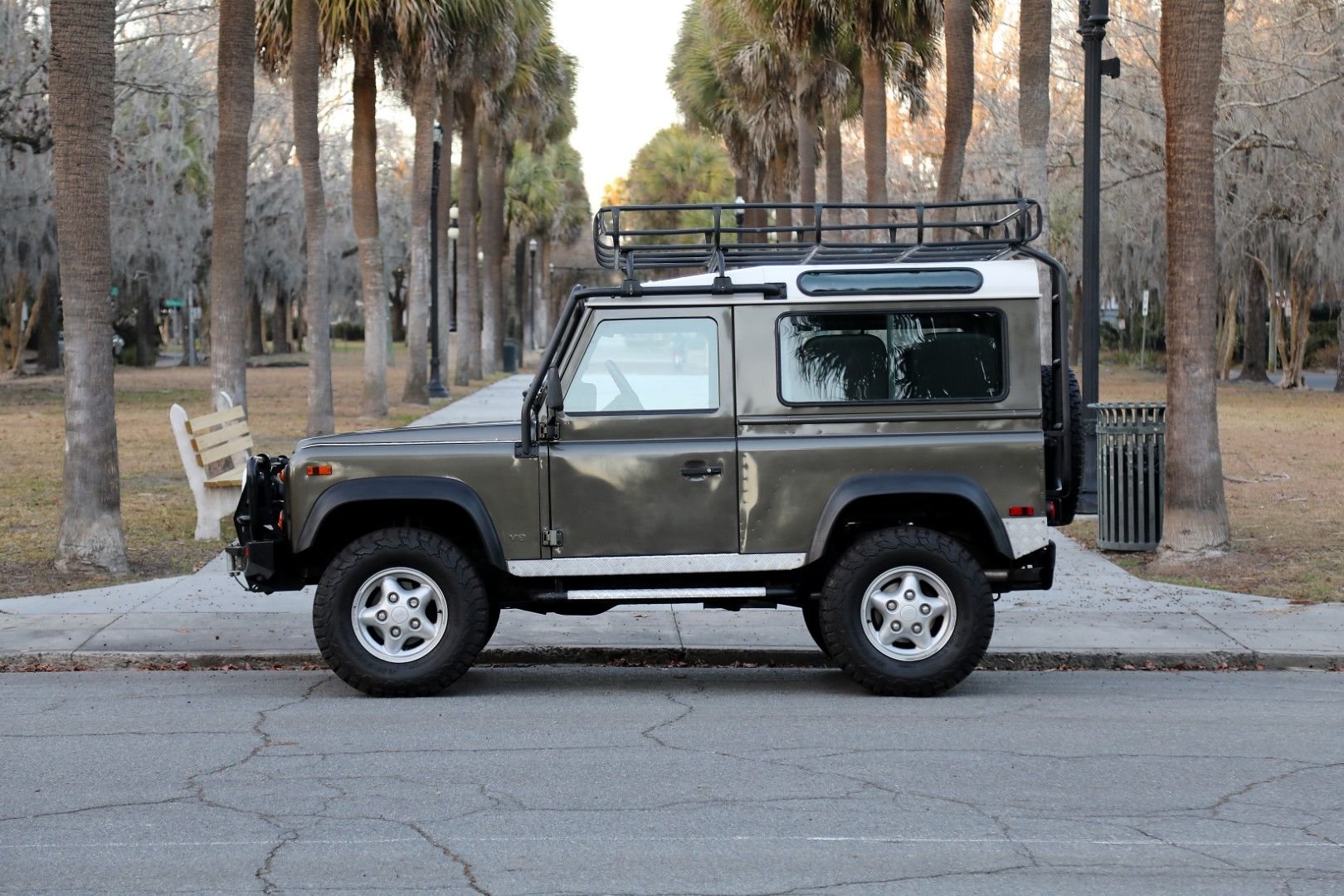 1997-land-rover-defender-90-for-sale-13