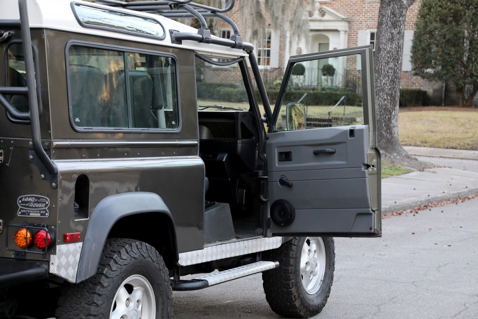 1997-land-rover-defender-90-for-sale-32